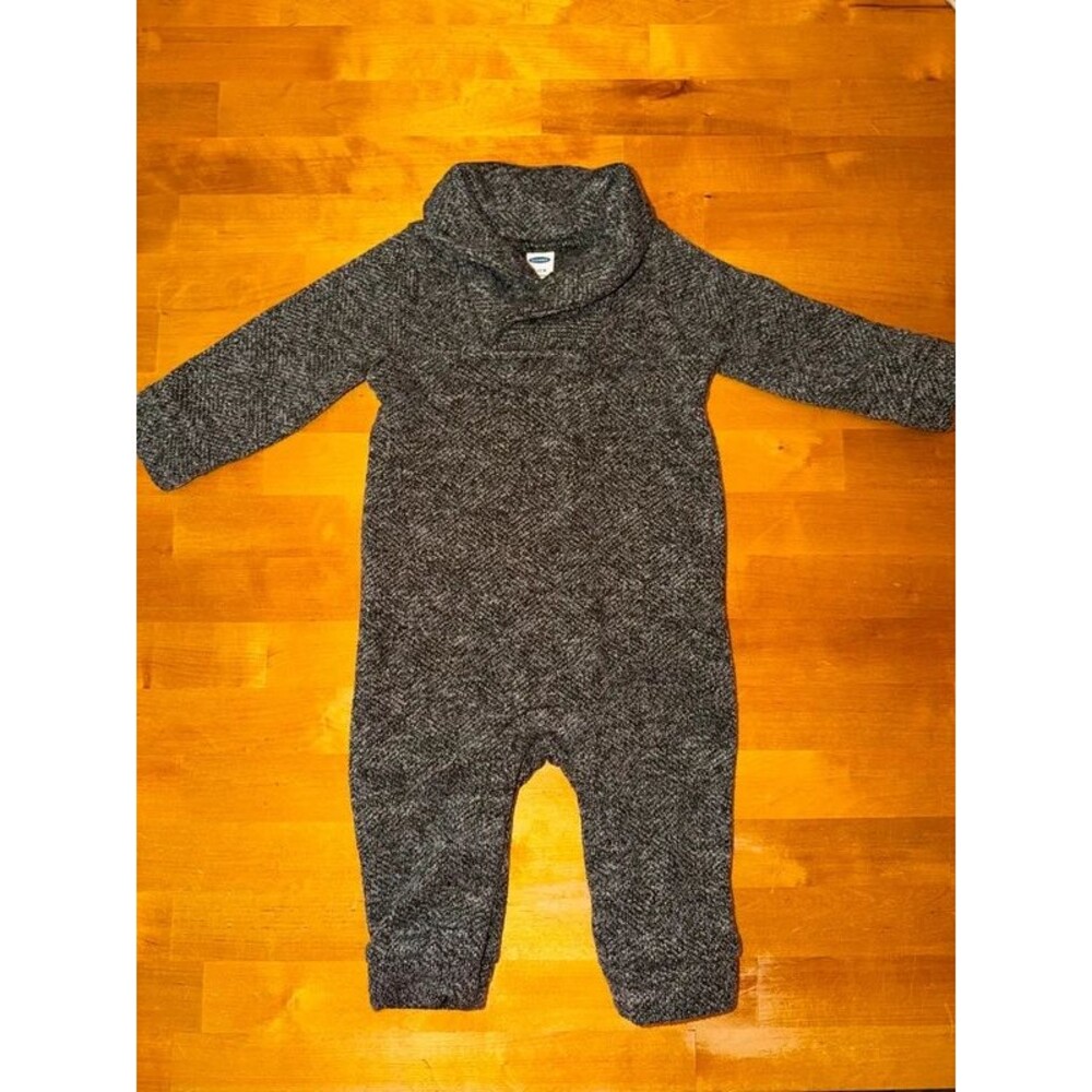 Baby Boys Old Navy Brand Gray Sweater Outfit Size 6-12 Months